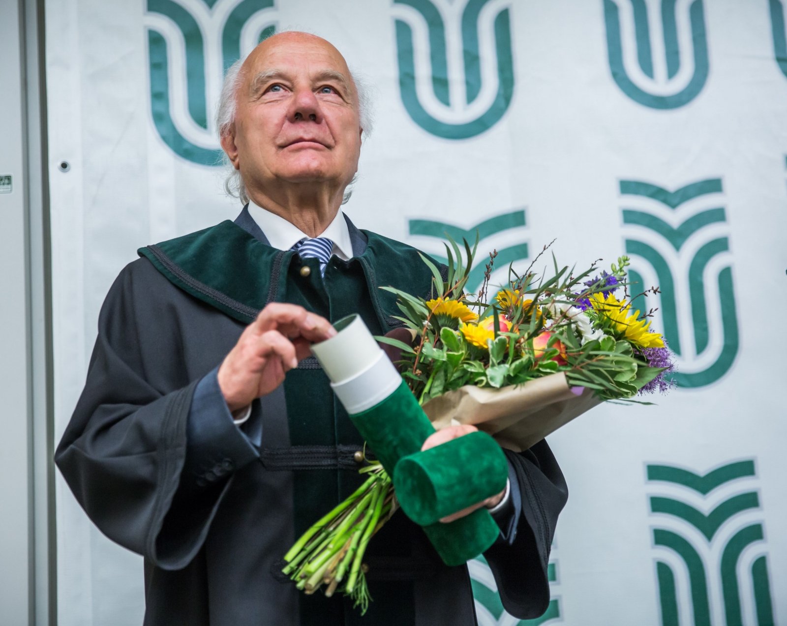 Vékás Lajos a Sapientia EMTE első díszdoktora