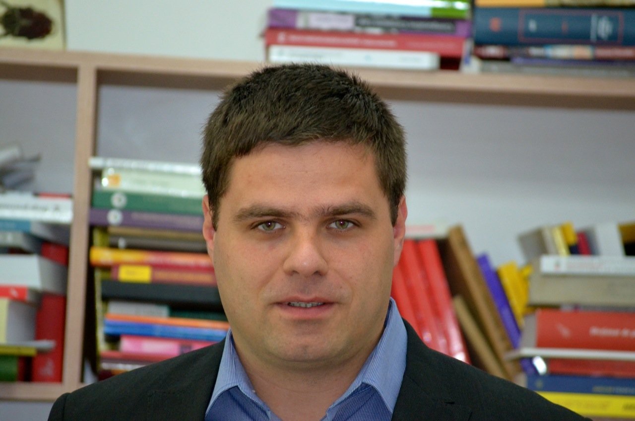 Nem olyan fekete, de...